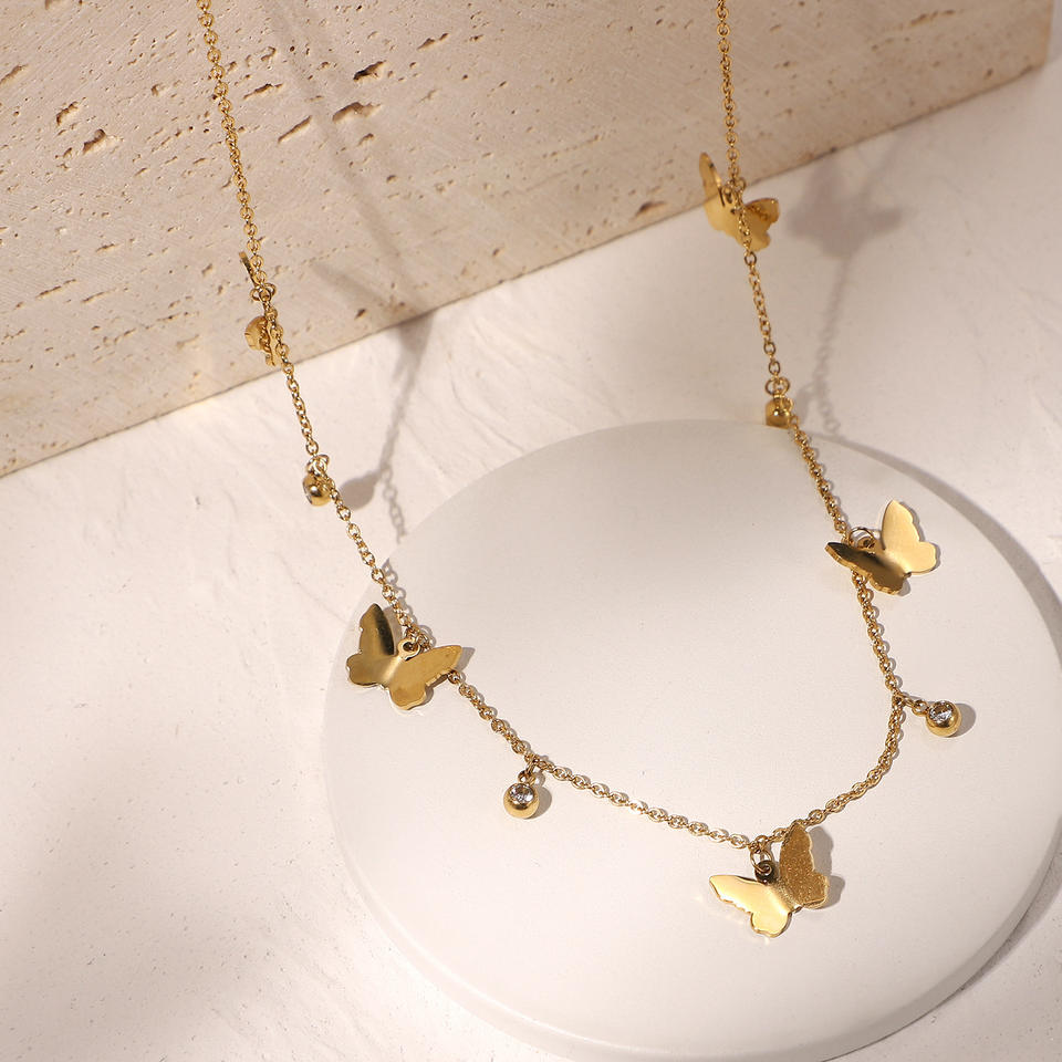 Classic Fashion Design 14K Gold Stainless Steel Charm Necklace European And American Butterfly Pendant Necklace